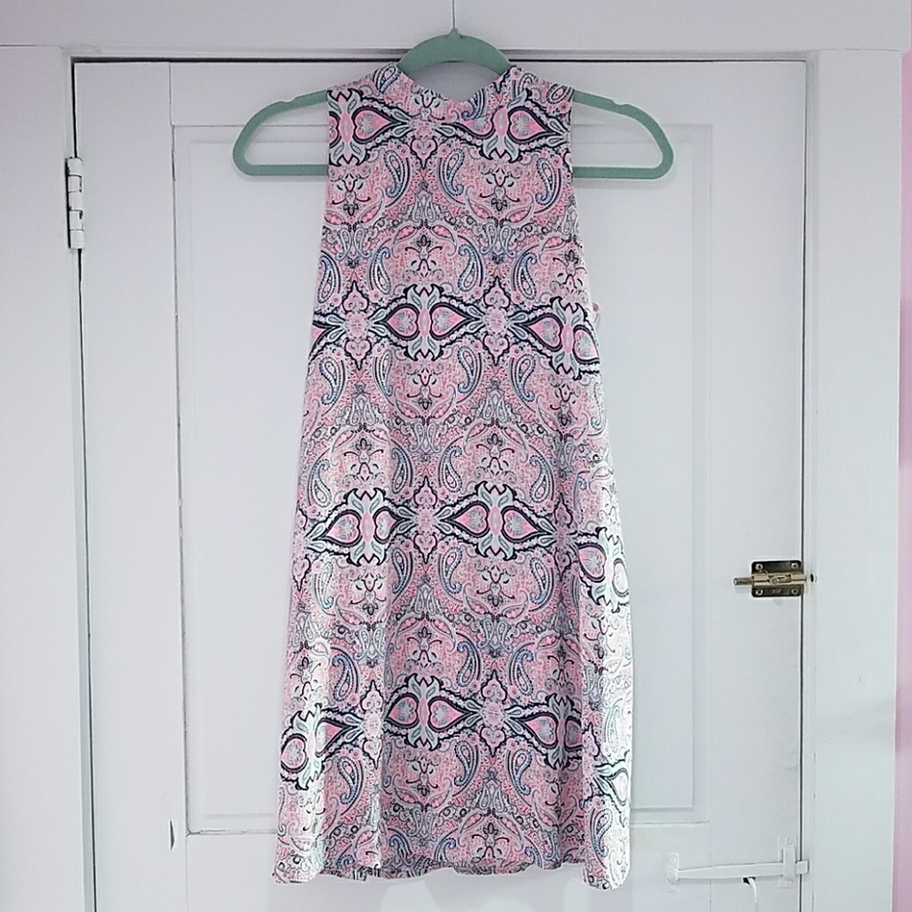 Francesca's printed shift dress XS NWT! 🌼